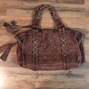 ⭐️⭐️LAST CHANCE⭐️⭐️ Isabella Fiore Leather Purse
